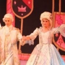 Lythgoes' Snow White Christmas Panto Rocks the El Portal