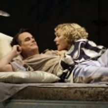 STAGE TUBE: Kim Cattrall and Paul Gross in PRIVATE LIVES - Onstage Highlights!