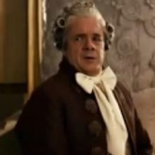 STAGE TUBE: MIRROR MIRROR's Lily Collins Gives Sneak Peek of Upcoming Film