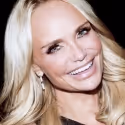 Kristin Chenoweth & SISTER ACT Perform Tonight on Dancing with the Stars