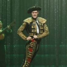 Photo Flash: New Shots Released from GLEE's Michael Jackson Episode!