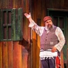 BWW Reviews: FIDDLER is a Good Match at the Majestic
