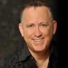 Jerome Elliot Returns To Palm Springs In CRAWLING BACK TO BROADWAY