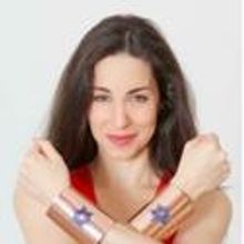 WONDER WOMAN: A HOW TO GUIDE FOR LITTLE JEWISH GIRLS Plays Stage Left