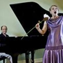 CRT Closes 40th Anniversary Season With SOUVENIR 8/31-9/10