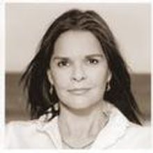 Ali MacGraw to Kick off Awakening in Taos Event 9/28