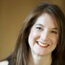 Breakfast in New York Plays Galapagos Art Space 10/6