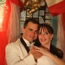 Tony n Tina’s Wedding Opens 13th Season 