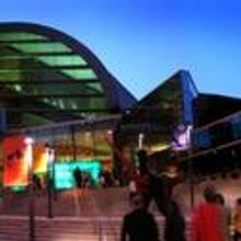 KY Center Hosts GOING TO THE DOGS 9/19