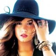 Demi Lovato Comes to Hershey Theatre 11/19