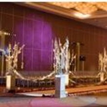 Hyatt Regency O’Hare Invites Locals To Join Them In Ringing In 2012