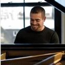 Anthony de Mare Salutes Stephen Sondheim in LIAISONS