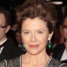 Annette Bening to Lead Geffen Playhouse's IT'S A WONDERFUL LIFE: A LIVE RADIO PLAY
