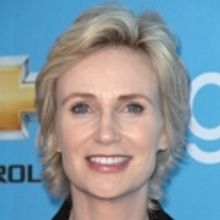 Jane Lynch Cut From GLEE 3D CONCERT Movie