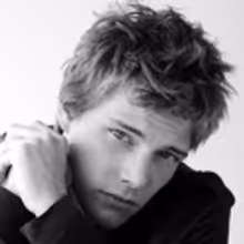 Hunter Parrish to Take on Jesus in Broadway's GODSPELL Revival!