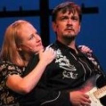 BWW REVIEWS: The Sangin' and Twangin' Sparks, but RING OF FIRE Doesn't Blaze at Ivory