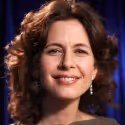 Jessica Hecht to Guest Star on DESPERATE HOUSEWIVES