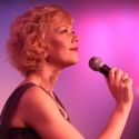 Photo Flash: Emily Bergl Performs at the Oak Room
