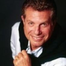 BWW Reviews: Mike Burstyn Inhabits Al Jolson at the Winter Garden