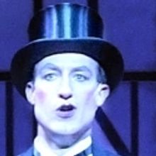 BWW Reviews: Reprise's Definitive & Traditionally Brilliant CABARET