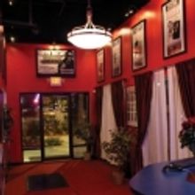 Tom Simmons Appears at Side Splitters Comedy Club This Weekend