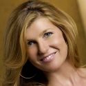 InDepth InterView: Connie Britton Talks AMERICAN HORROR STORY, Neighborhood…