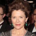 Peter Gallagher, Annette Bening, et al. Set for IT'S A WONDERFUL LIFE Reading at…