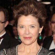 Peter Gallagher, Annette Bening, et al. Set for IT'S A WONDERFUL LIFE Reading at…
