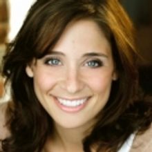 Elena Shaddow to Perform at Benefit for Fairmount Center for the Arts, 3/3