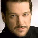 BWW Reviews: Tony Winner PAULO SZOT Sings and Sways in O.C. Cabaret Debut