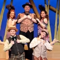 BWW Reviews: A YEAR WITH FROG AND TOAD Settles In for a Pre-Holiday Run at The…