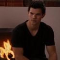 STAGE TUBE: Sneak Peek - New Jacob Black Video from TWILIGHT: BREAKING DAWN