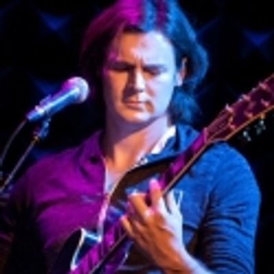 Photo Coverage: Benjamin Walker Brings FIND THE FUNNY to Joe's Pub