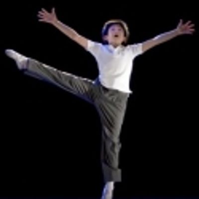 BWW Reviews: Choreography Shines in Fox Theatre Production of BILLY ELLIOT THE MUSICAL
