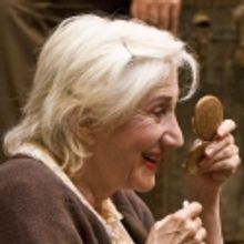 BWW Reviews: True to Form Taper's VIGIL Makes Us Wait and Wait for the Payoff