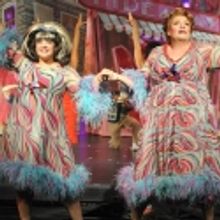 BWW Reviews: MTW's Joyful HAIRSPRAY Revival Charms in Long Beach