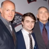 TV EXCLUSIVE: Daniel Radcliffe & SMASH Stars Honor Craig Zadan & Neil Meron - Inside… Video