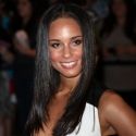 Alicia Keys and STICK FLY Cast to Sign Autographs at Cort Theatre, 11/16