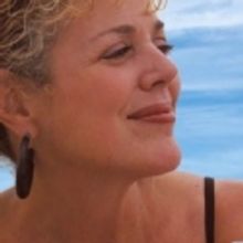 Laguna Playhouse Presents SHIRLEY VALENTINE, 9/27-10/23