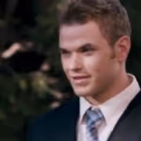 STAGE TUBE: 'Twilight' Pair Team Up Again for A WARRIOR'S HEART Video