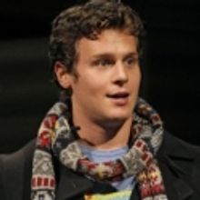 TV: BACKSTAGE WITH RICHARD RIDGE - Jonathan Groff Downtown; Talks BFF Lea Michele…