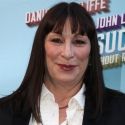 Anjelica Huston to Sing on SMASH