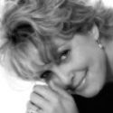 'A Closer Walk with Patsy Cline' Opens 2/8 in Jacksonville