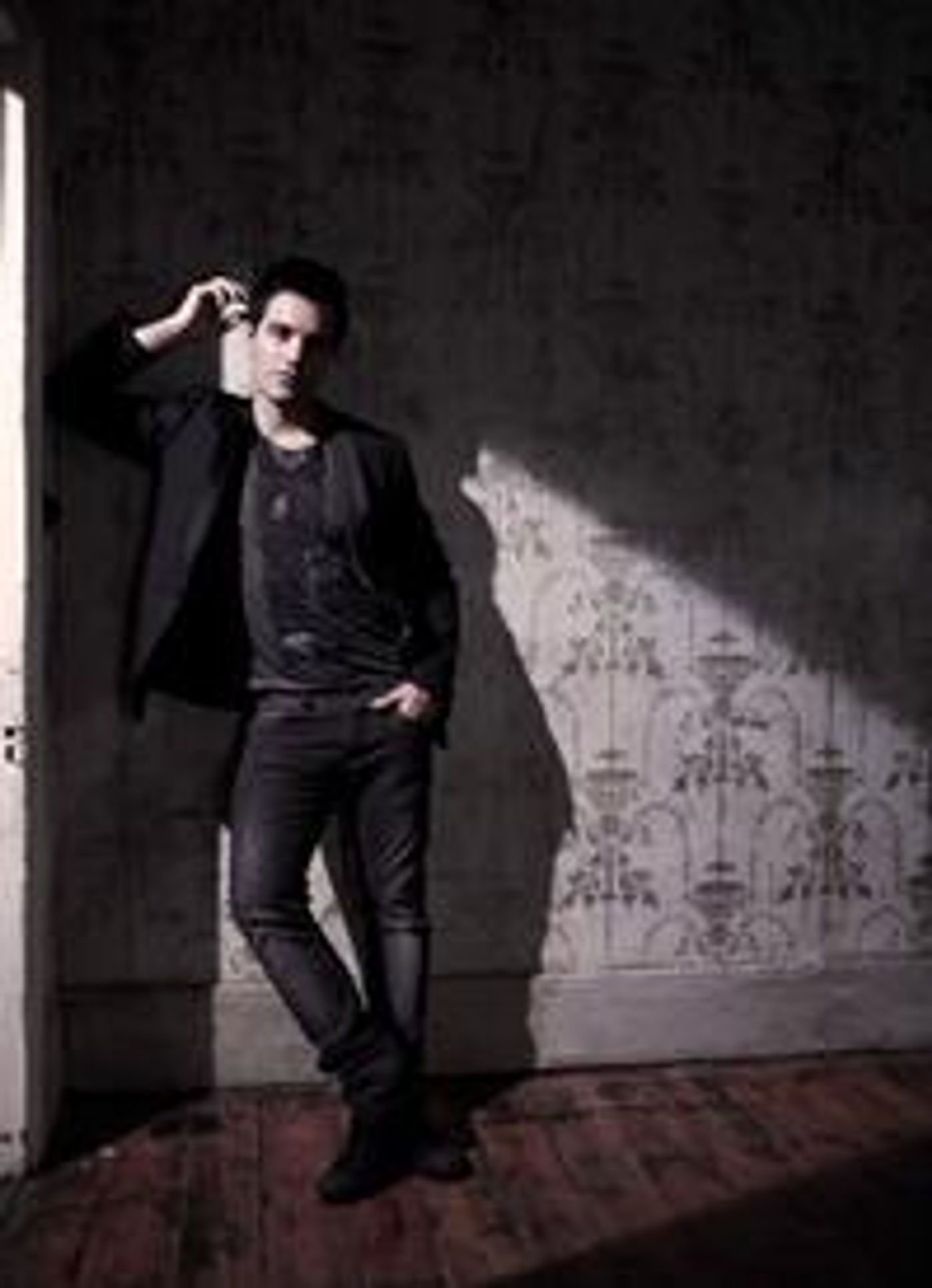 DO-NOT-LIVE-BWW-Exclusive-Ramin-Karimloo-would-love-to-come-home-to-Toronto-with-Les-Miserables-20010101