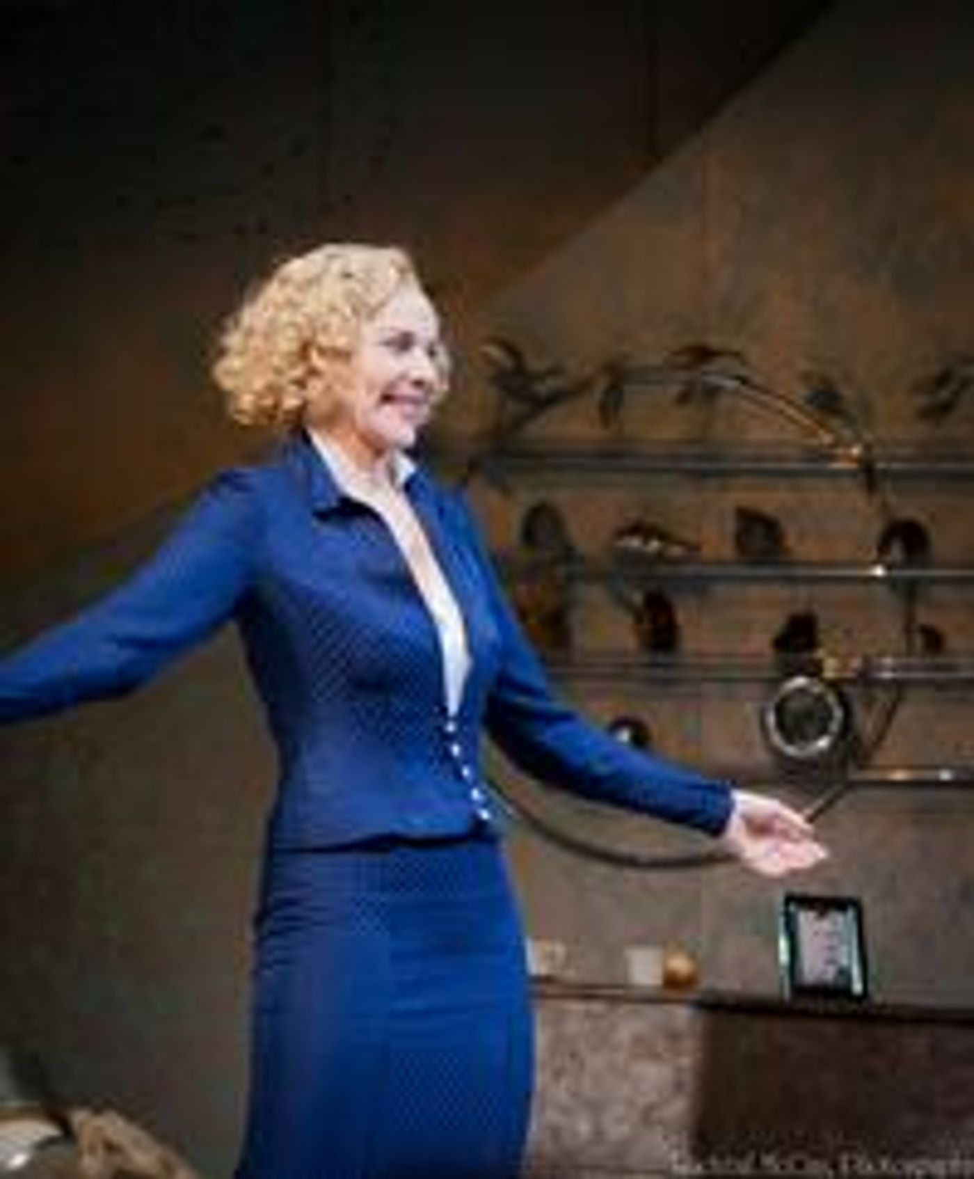 Photo-Coverage-Private-Lives-opens-in-Toronto-20000101