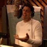 STAGE TUBE: EVITA's Ricky Martin and Elena Roger Record 'High Flying Adored' Video