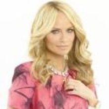 Kristin Chenoweth to Play Recurring Role in CBS' THE GOOD WIFE Season 4!