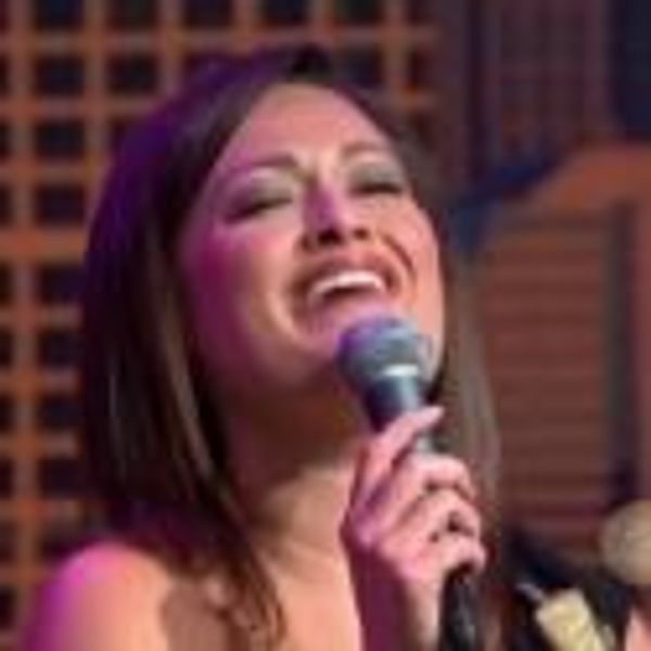 STAGE TUBE: MARY POPPINS' Ashley Brown Performs on Windy City Live - Chicago Theater Video