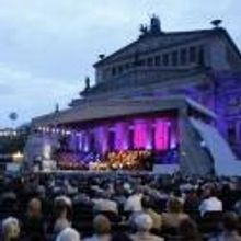 BWW Reviews: 'Dance Dance Dance' Gendarmenmarkt
