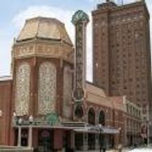 Regional Theater of The Week: The Paramount in Aurora, IL!